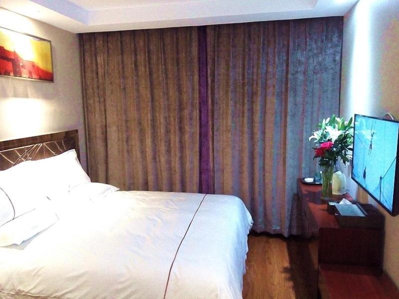 Greentree Inn Geermu Walking Street Business Hotel Golmud المظهر الخارجي الصورة
