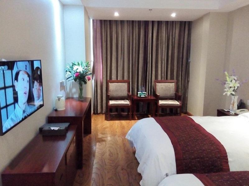 Greentree Inn Geermu Walking Street Business Hotel Golmud المظهر الخارجي الصورة