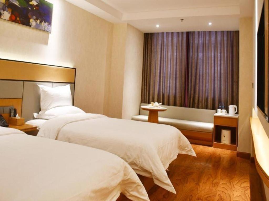 Greentree Inn Geermu Walking Street Business Hotel Golmud المظهر الخارجي الصورة