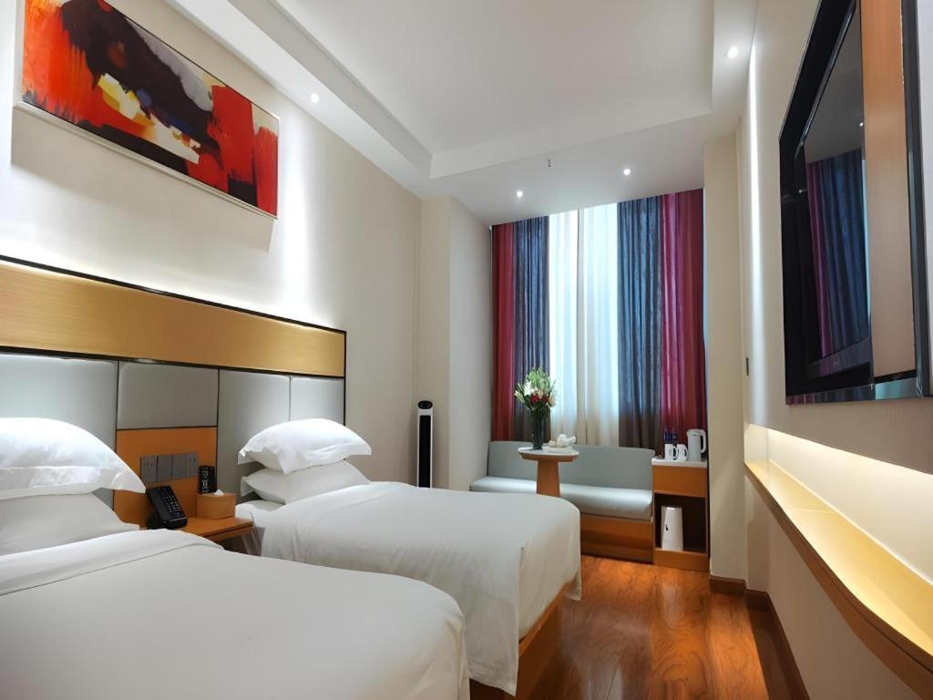 Greentree Inn Geermu Walking Street Business Hotel Golmud المظهر الخارجي الصورة