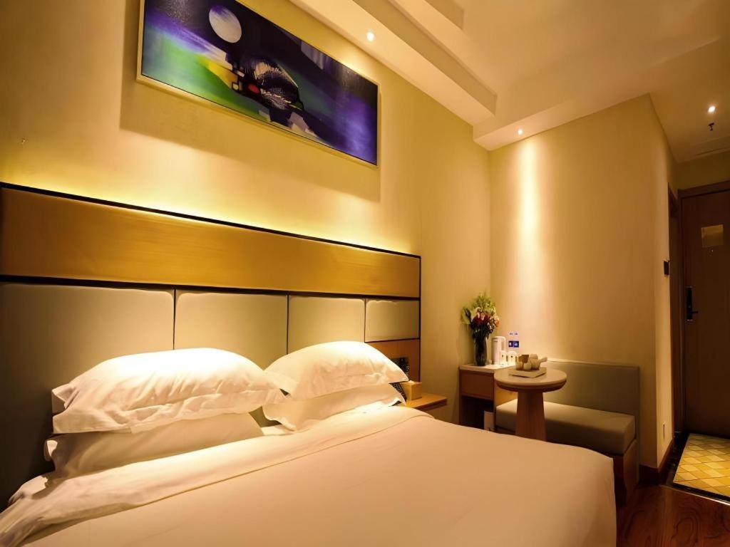 Greentree Inn Geermu Walking Street Business Hotel Golmud المظهر الخارجي الصورة
