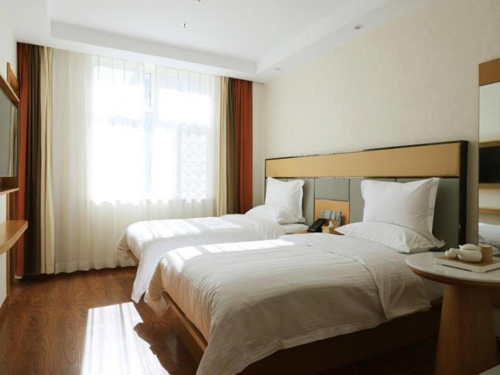 Greentree Inn Geermu Walking Street Business Hotel Golmud المظهر الخارجي الصورة